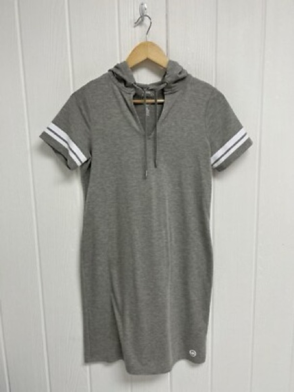 Michael Kors Gray Hooded Sweatshirt Dress w/Varsity Stripe Size: M